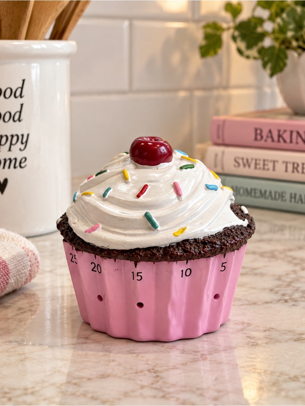 Pink Cupcake Kitchen Timer -‎ Decorative White Frosting Design